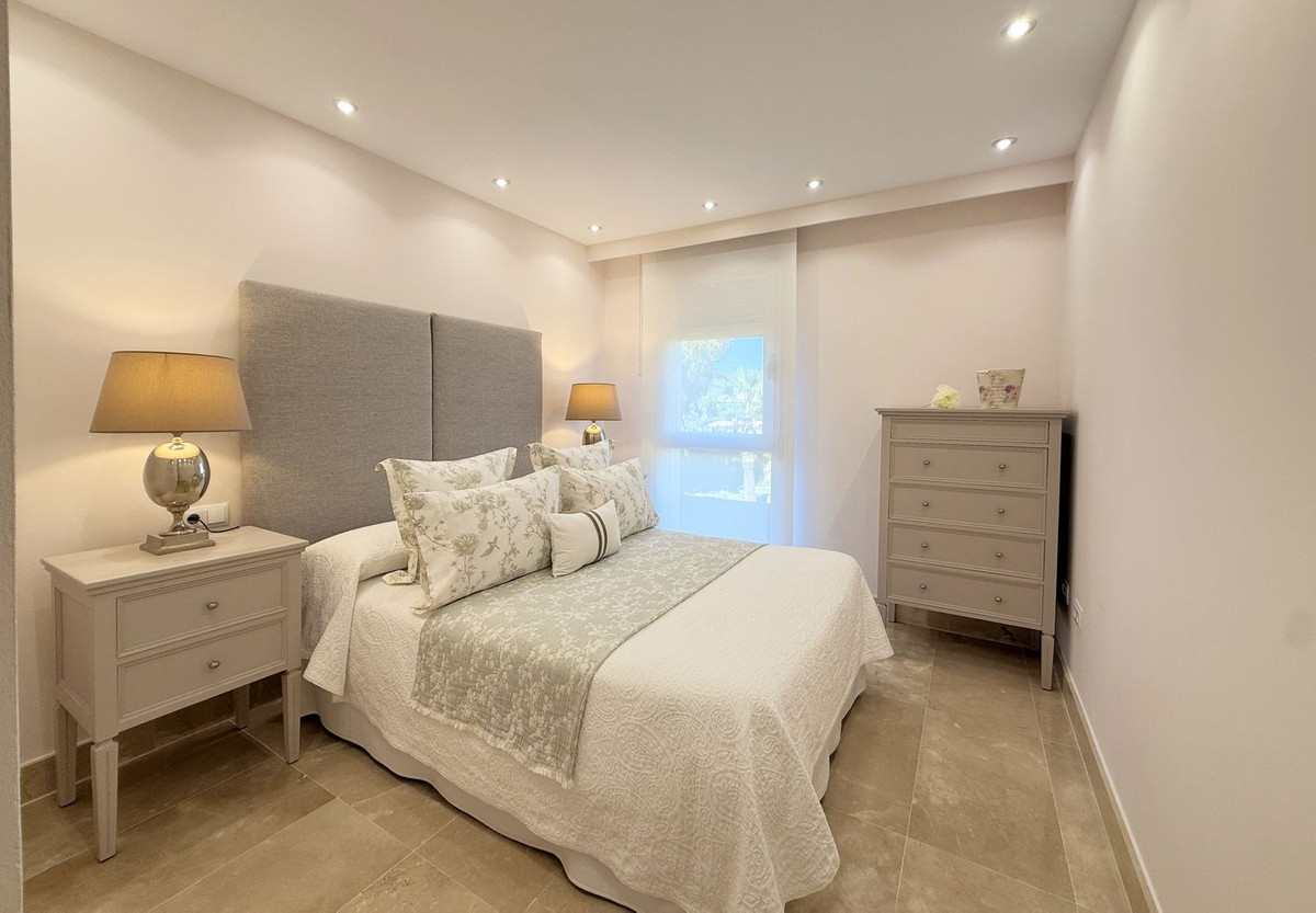 Appartement te koop in La Duquesa | 3 slaapkamers H5051179