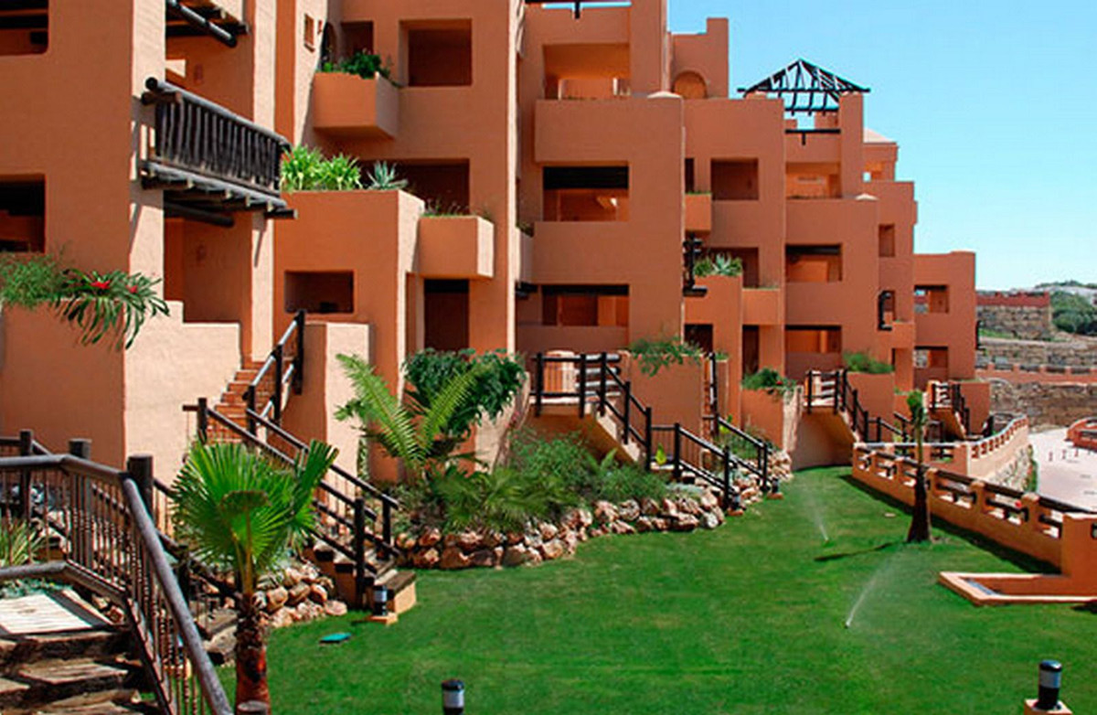 Apartment for sale in La Duquesa | 2 bedrooms H5066878