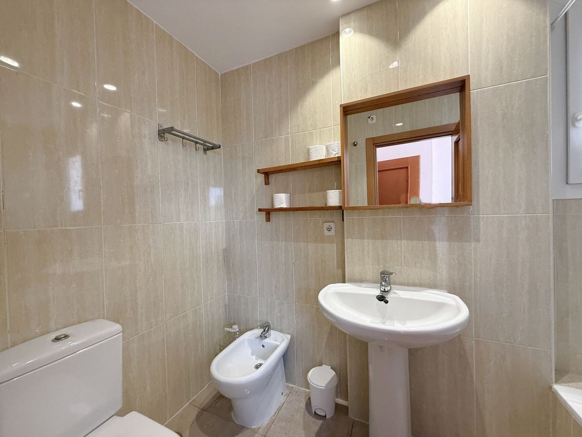 Appartement te koop in La Duquesa | 2 slaapkamers H5068336