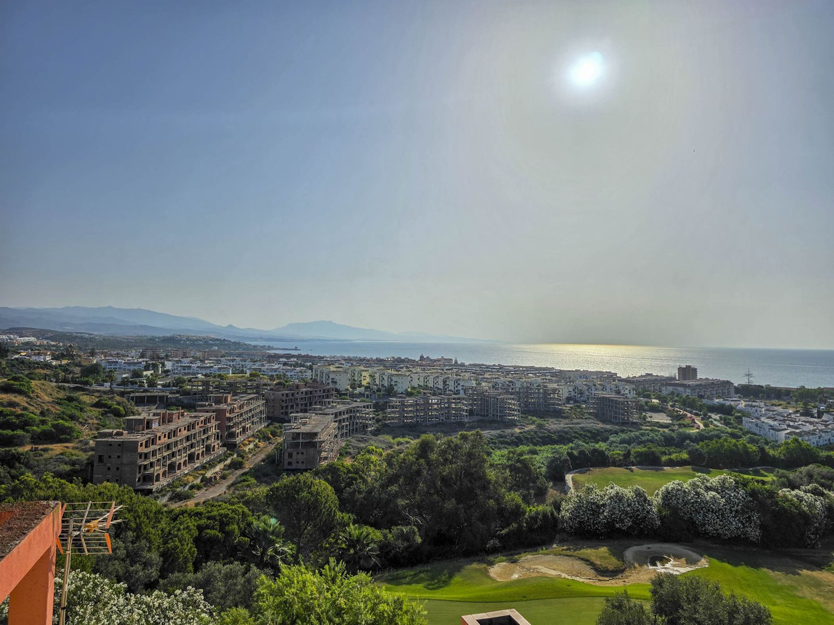Appartement te koop in La Duquesa | 3 slaapkamers H5076661