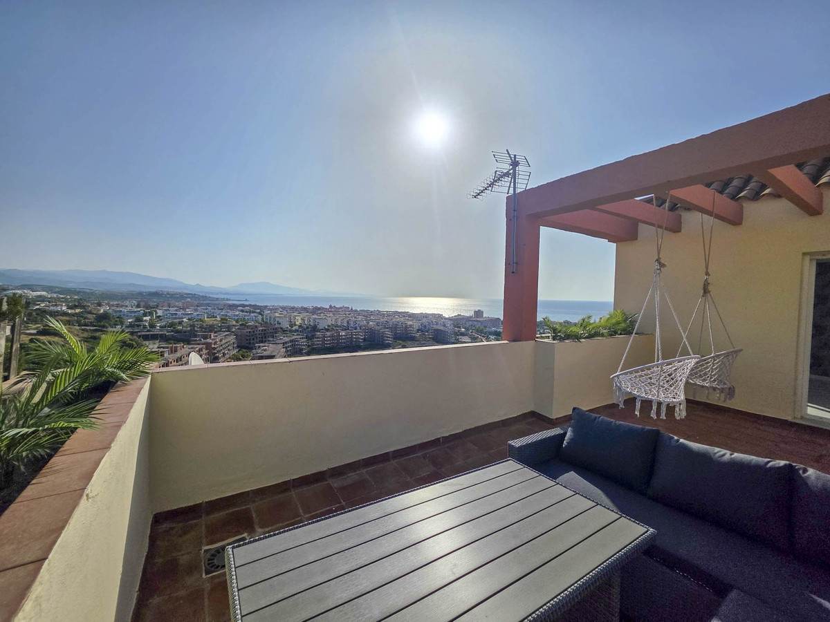 Appartement te koop in La Duquesa | 3 slaapkamers H5076661