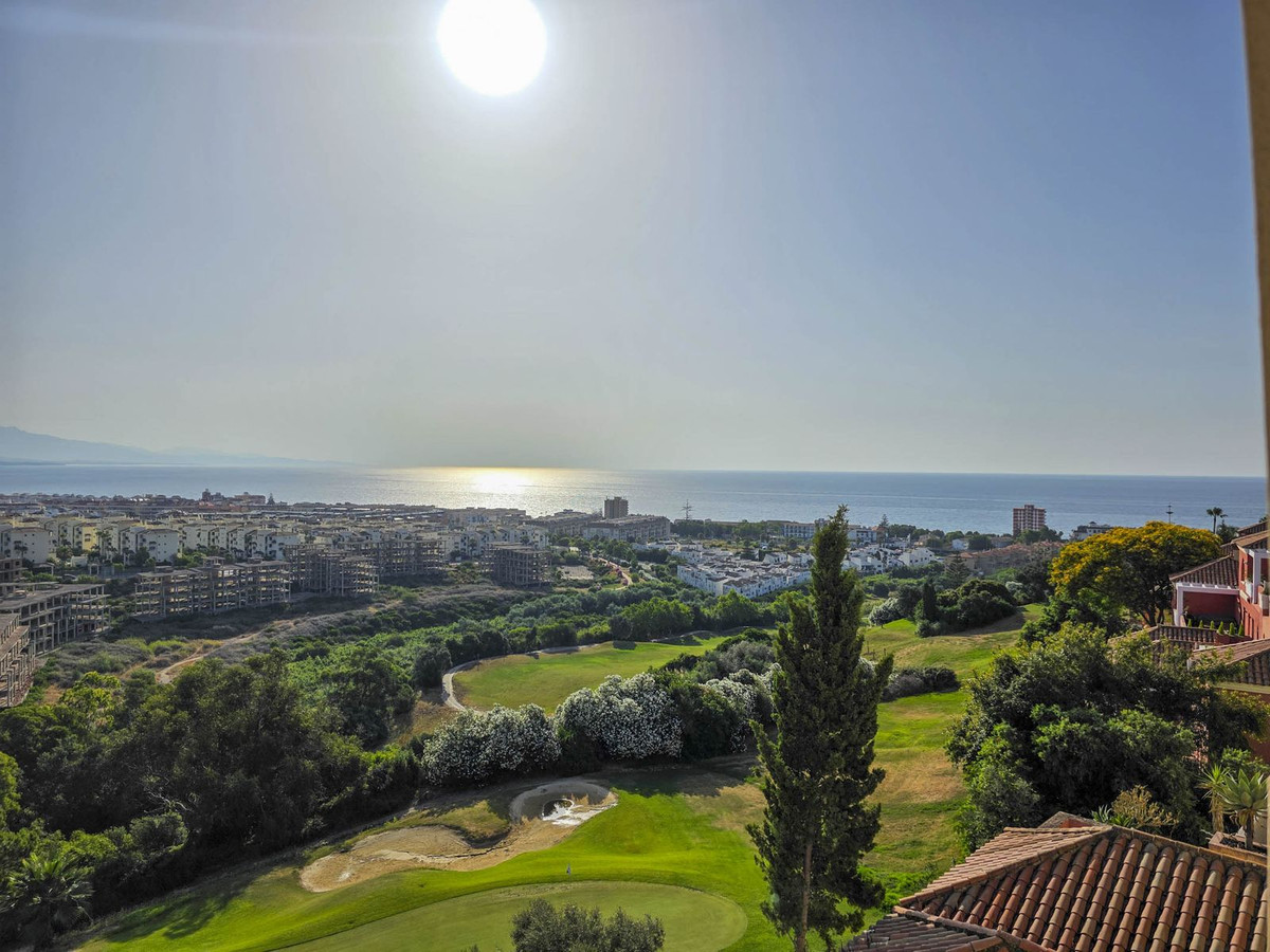 Appartement te koop in La Duquesa | 3 slaapkamers H5076661