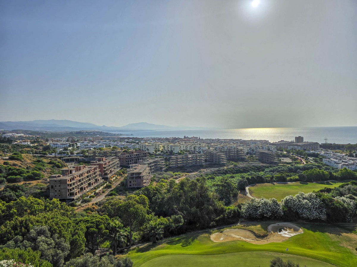 Appartement te koop in La Duquesa | 3 slaapkamers H5076661