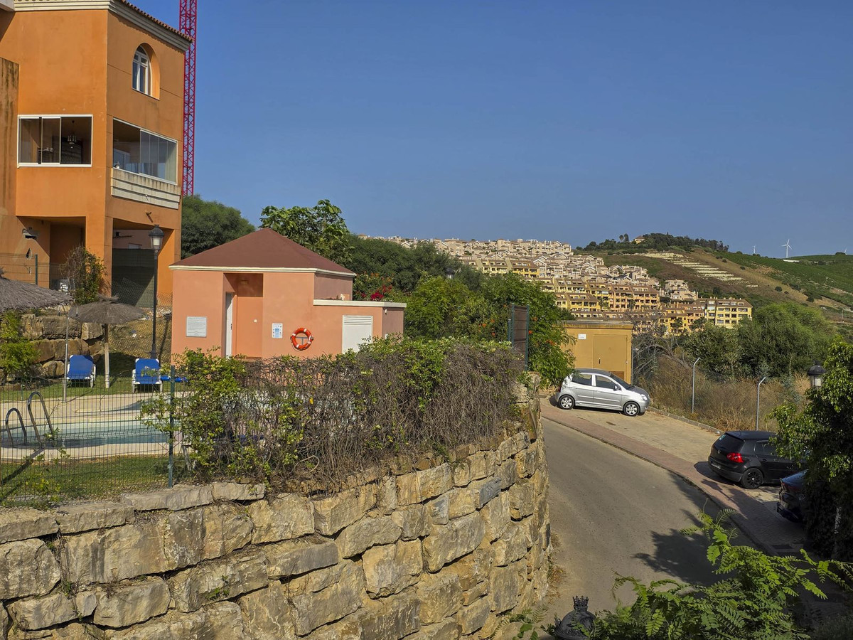 Appartement te koop in La Duquesa | 3 slaapkamers H5076661