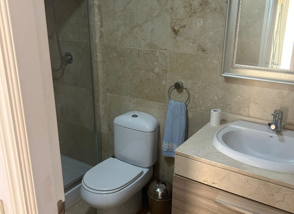 Appartement te koop in La Duquesa | 2 slaapkamers H5079223