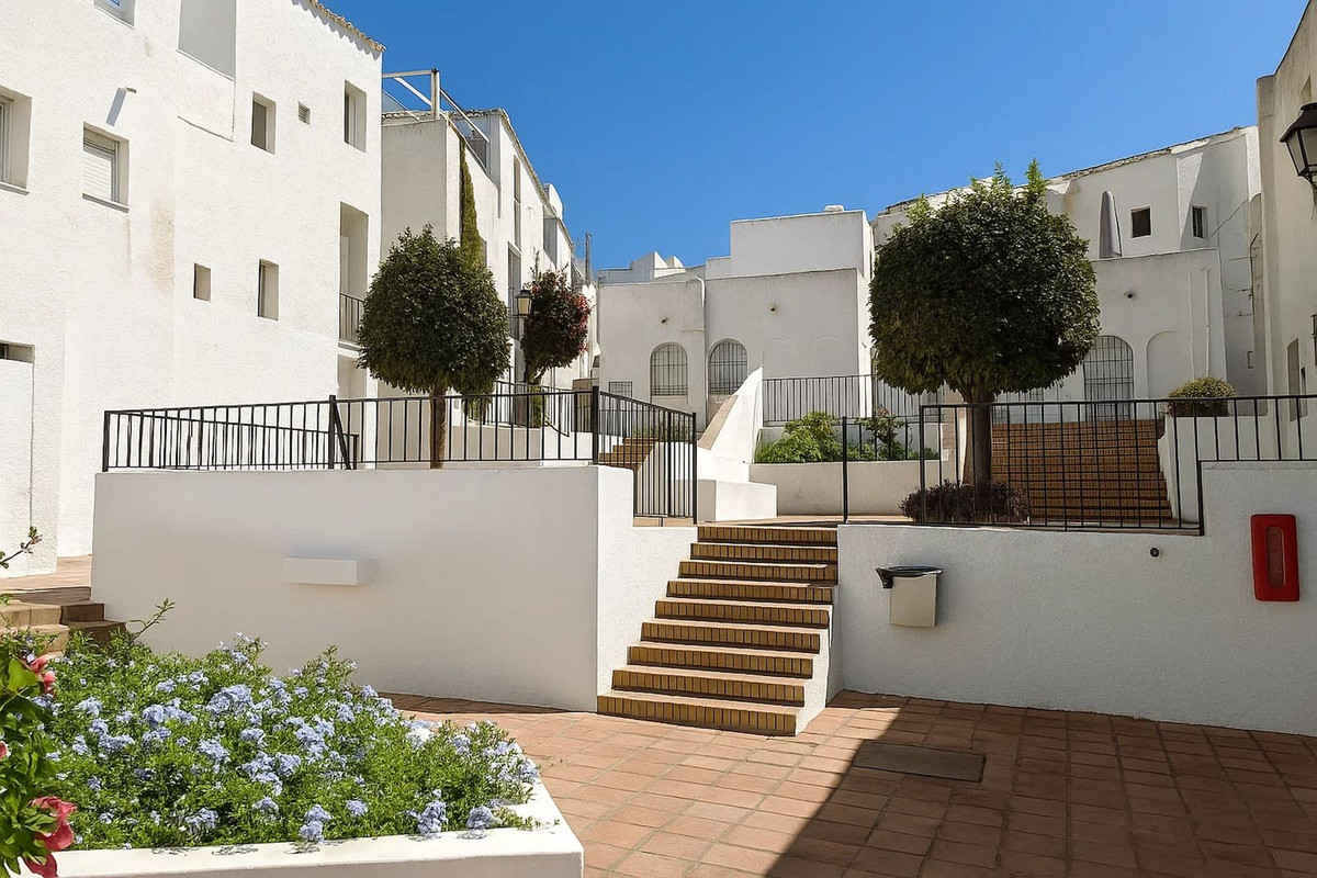 Appartement te koop in La Duquesa | 1 slaapkamers H5080912