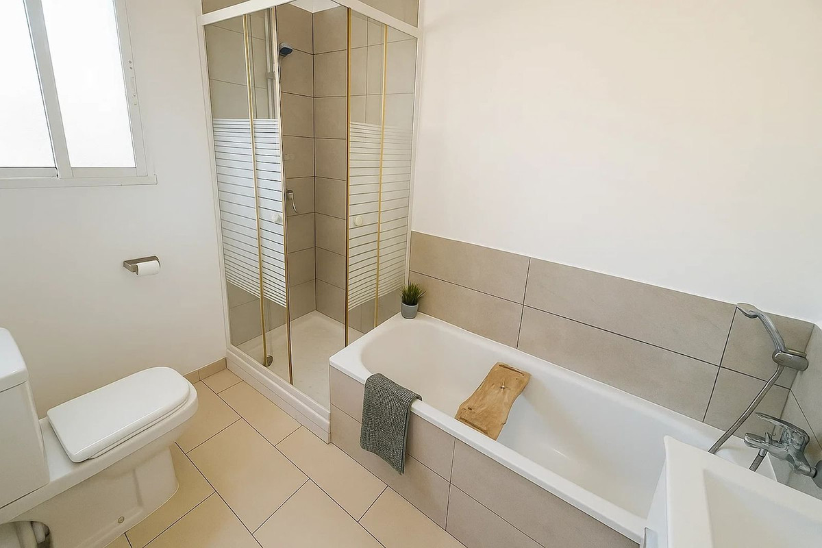 Appartement te koop in La Duquesa | 1 slaapkamers H5080912