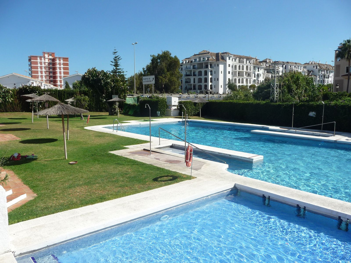 Appartement te koop in La Duquesa | 1 slaapkamers H5080912