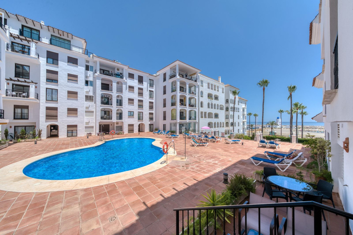 Appartement te koop in La Duquesa | 2 slaapkamers H5084146