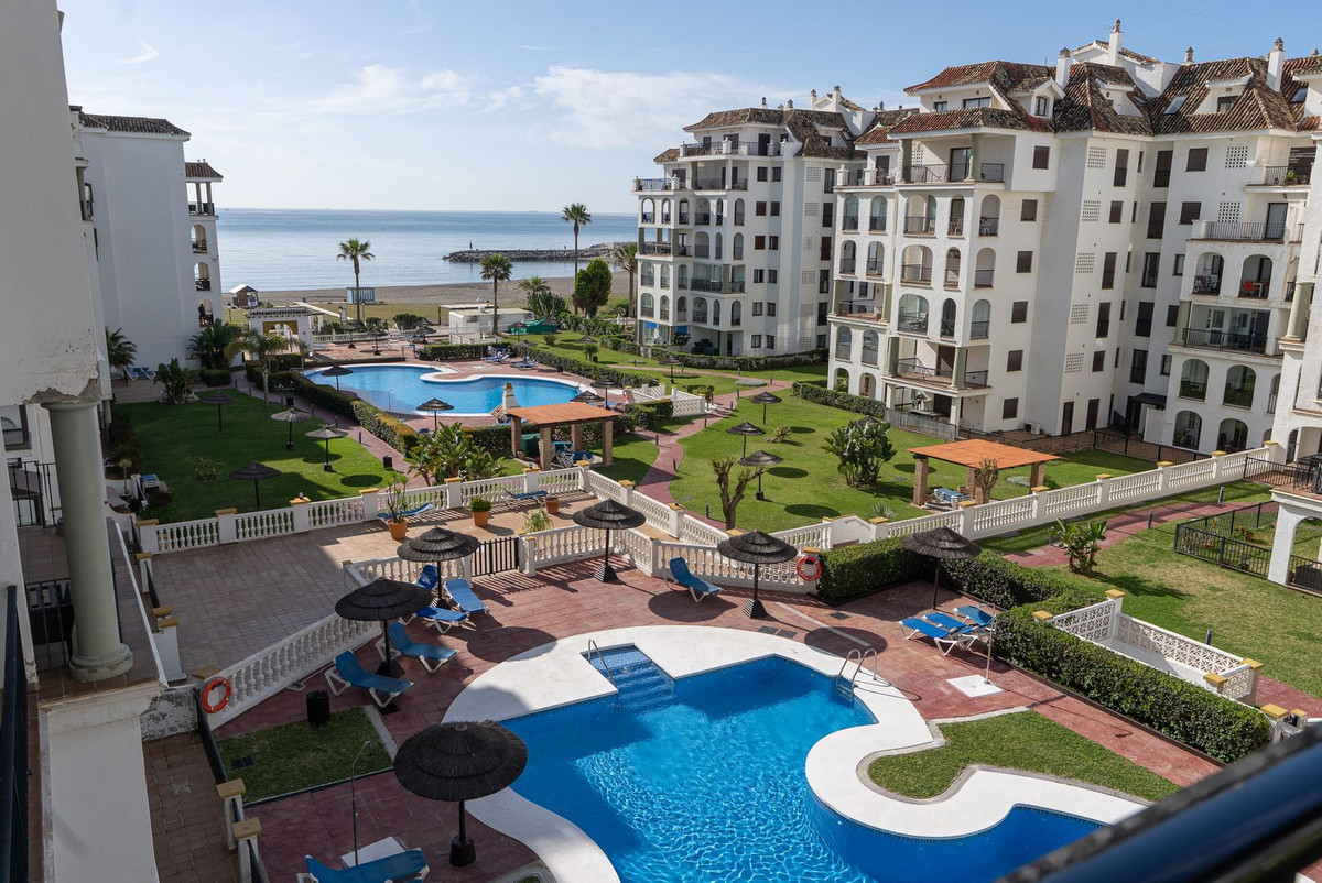Apartment for sale in La Duquesa | 2 bedrooms H5084155