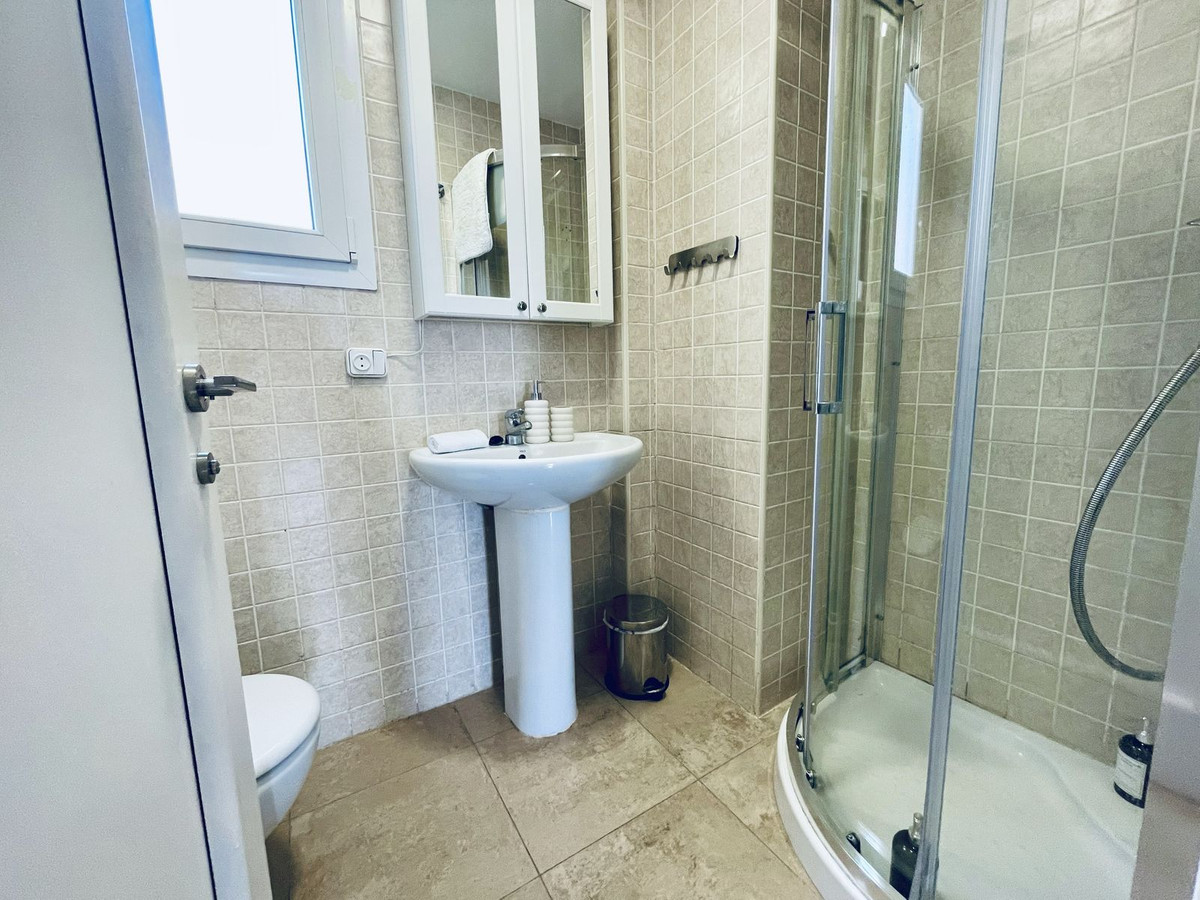 Appartement te koop in La Duquesa | 2 slaapkamers H5084203