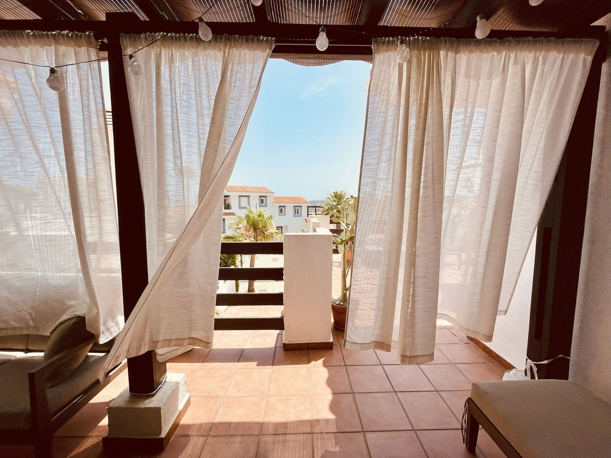Appartement te koop in La Duquesa | 2 slaapkamers H5084203