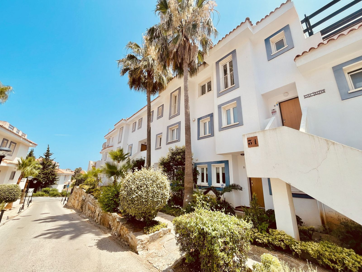 Appartement te koop in La Duquesa | 2 slaapkamers H5084203
