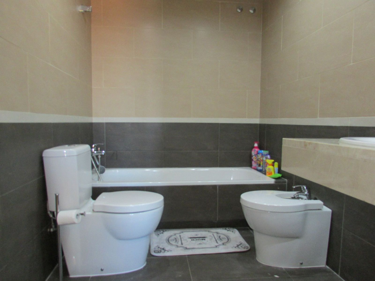 Appartement te koop in La Duquesa | 2 slaapkamers H5105845