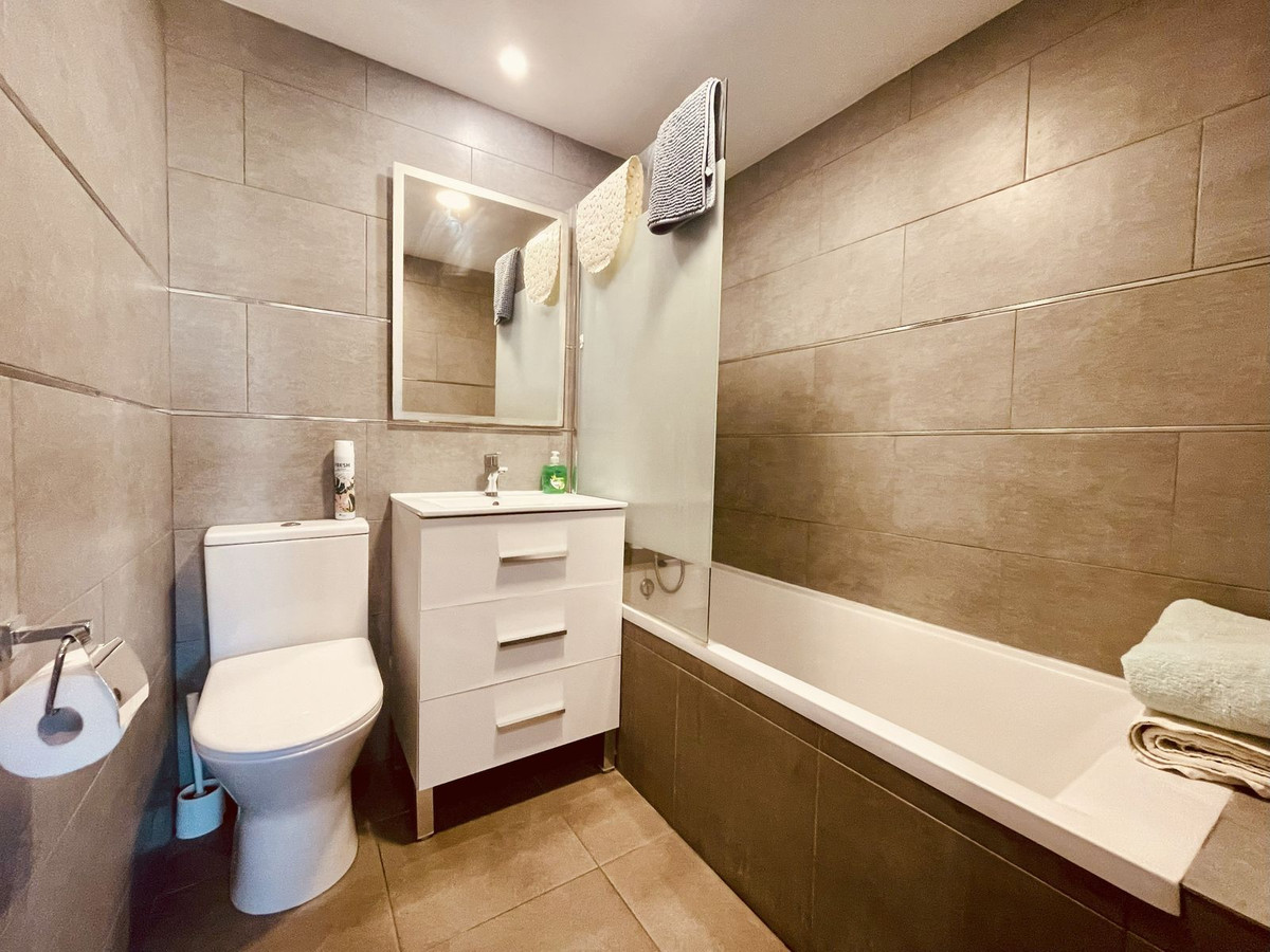 Appartement te koop in La Duquesa | 2 slaapkamers H5111314