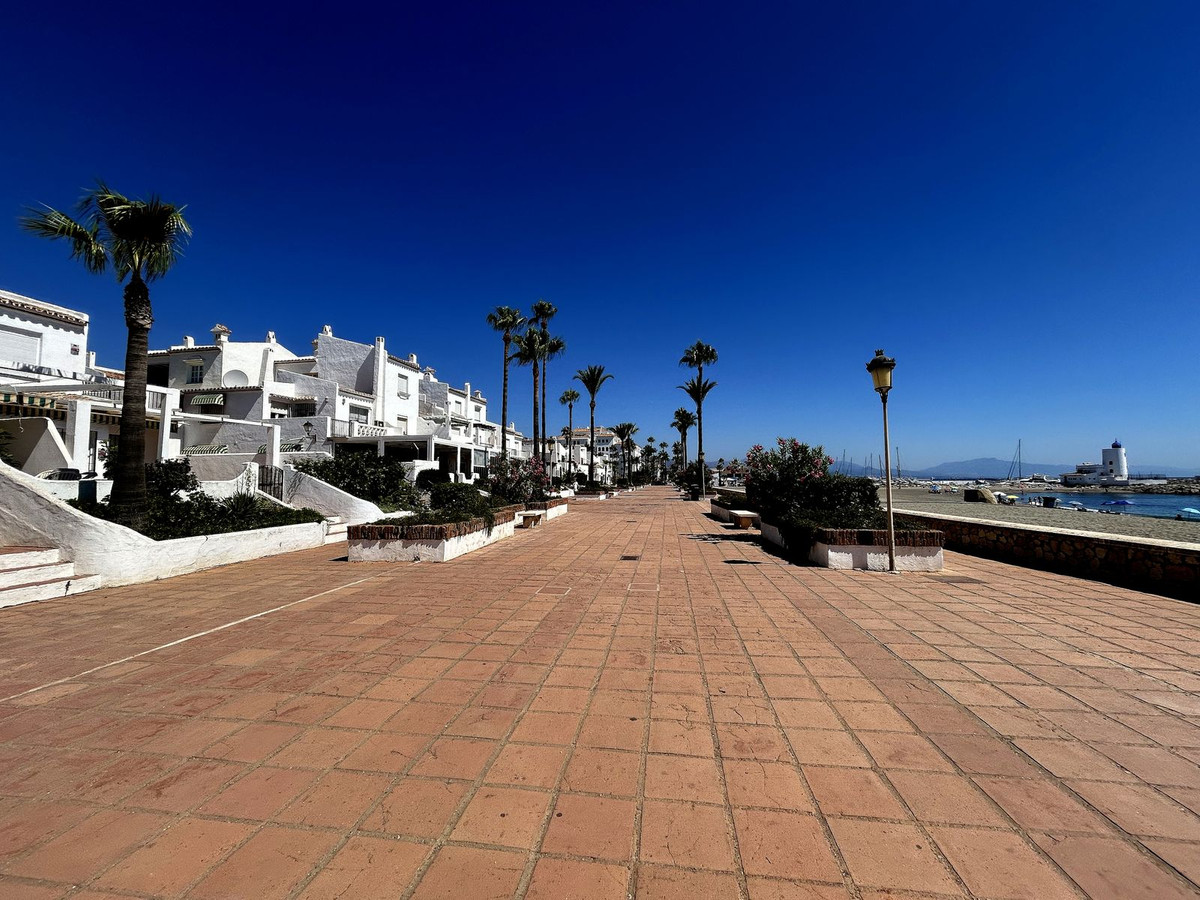 Appartement te koop in La Duquesa | 2 slaapkamers H5111314