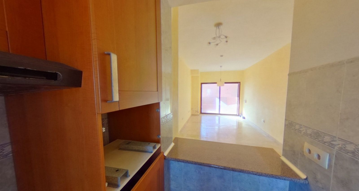 Apartment for sale in La Duquesa | 1 bedrooms H5112223