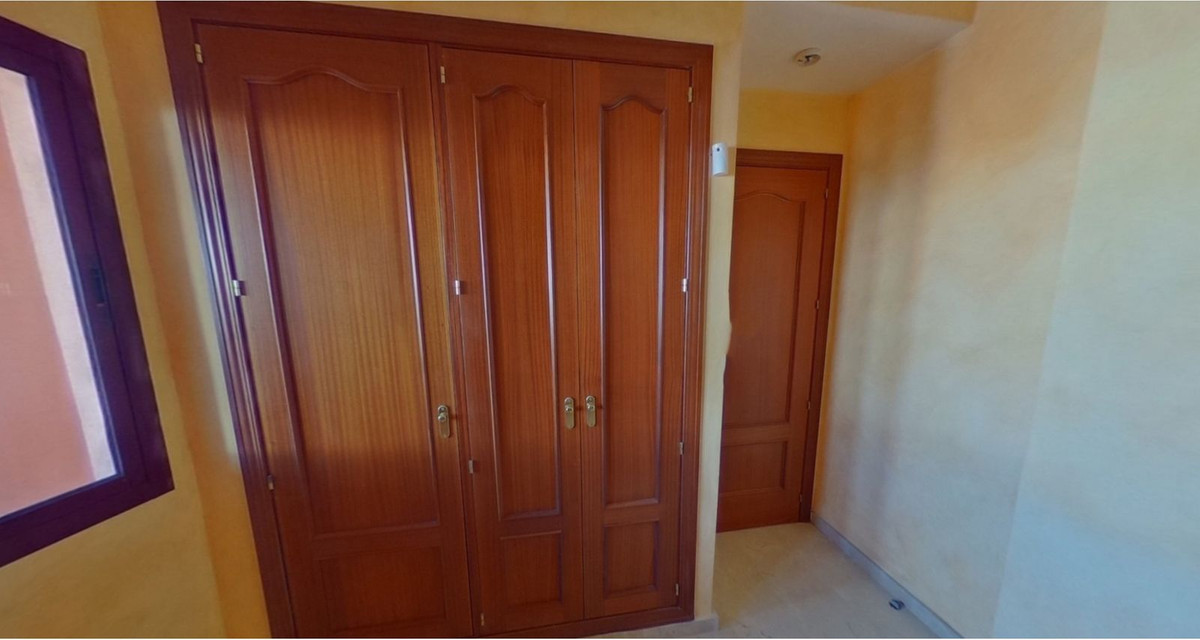 Apartment for sale in La Duquesa | 1 bedrooms H5112223