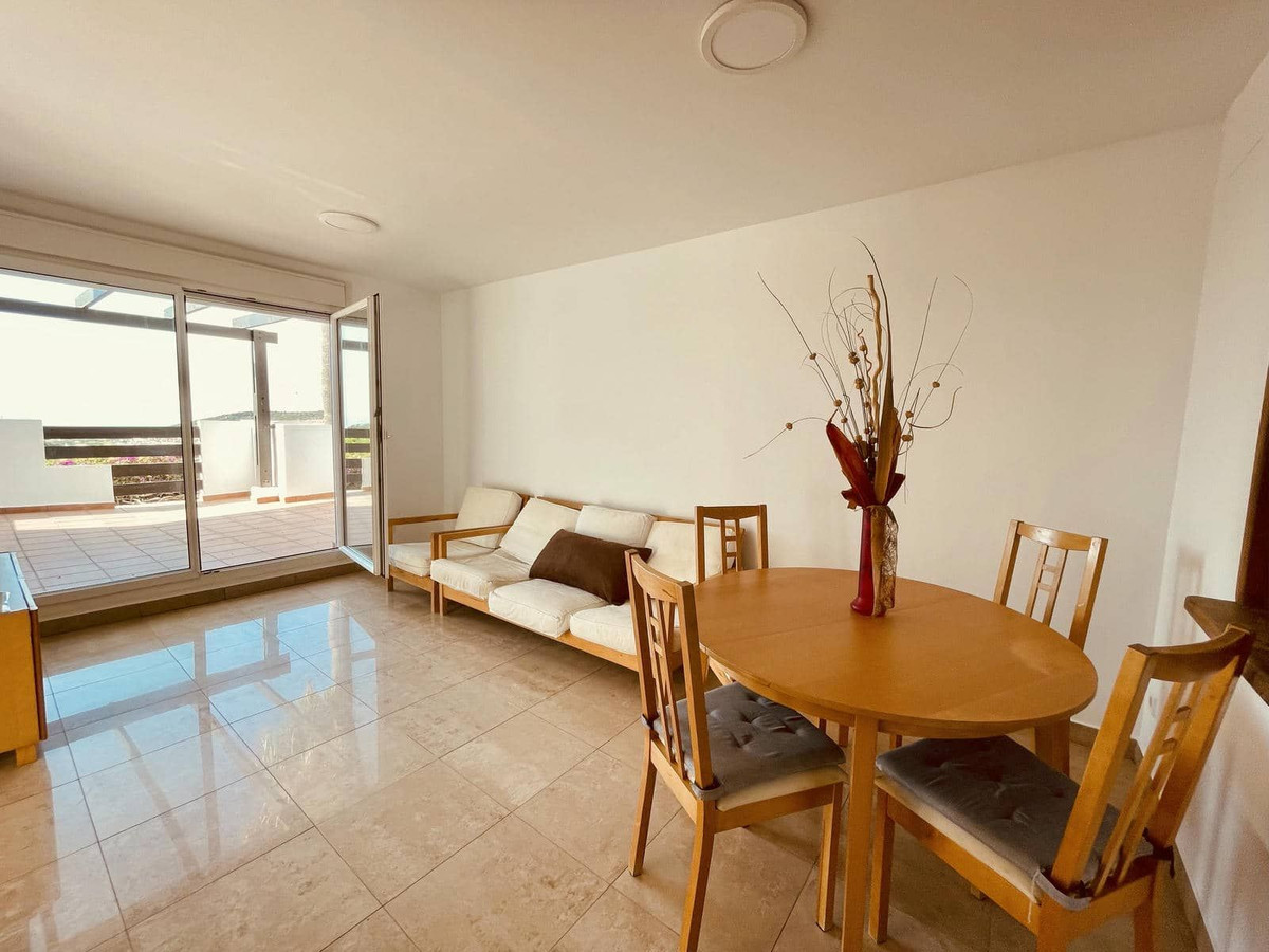 Apartment for sale in La Duquesa | 2 bedrooms H5115502