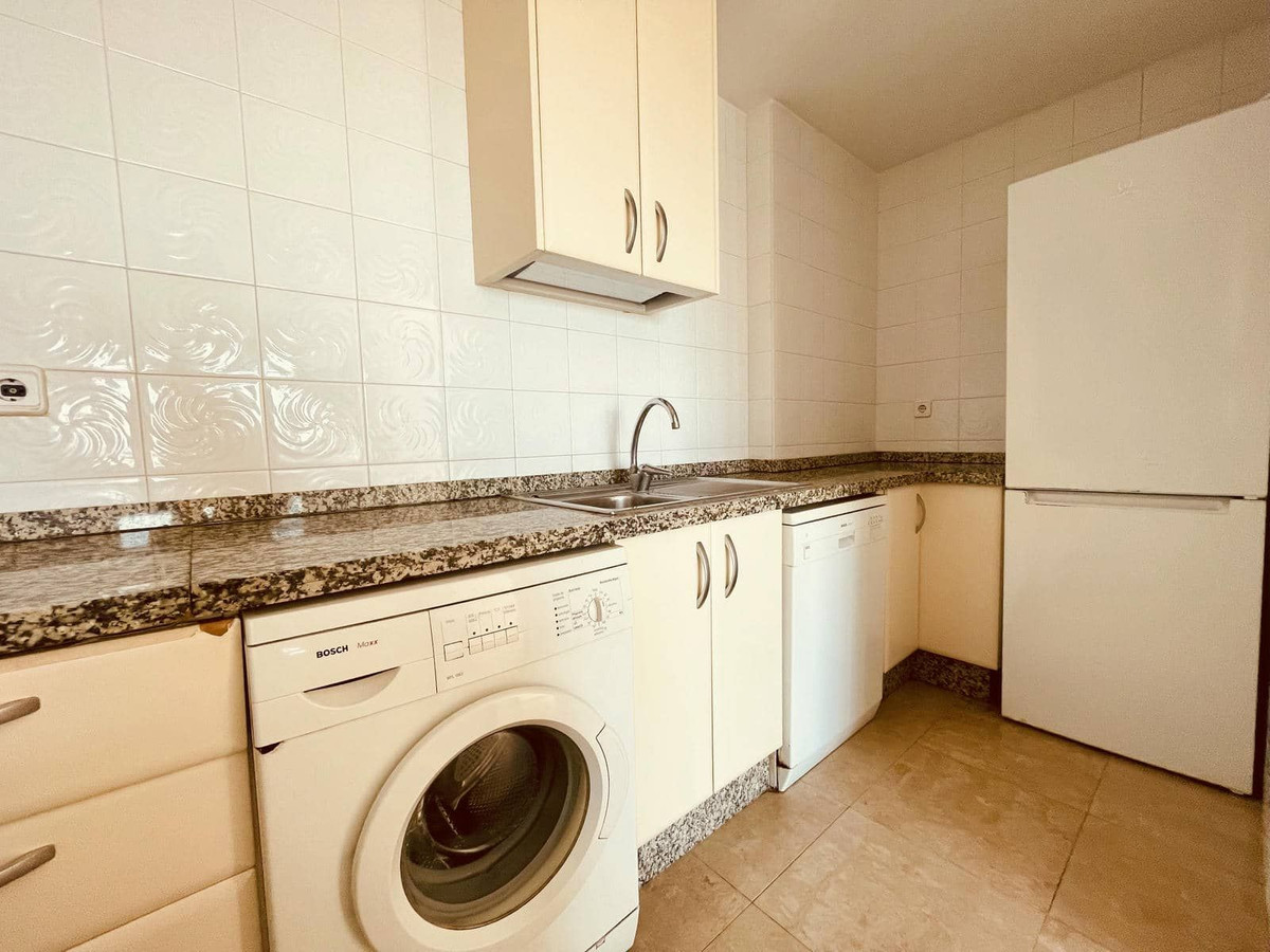 Apartment for sale in La Duquesa | 2 bedrooms H5115502