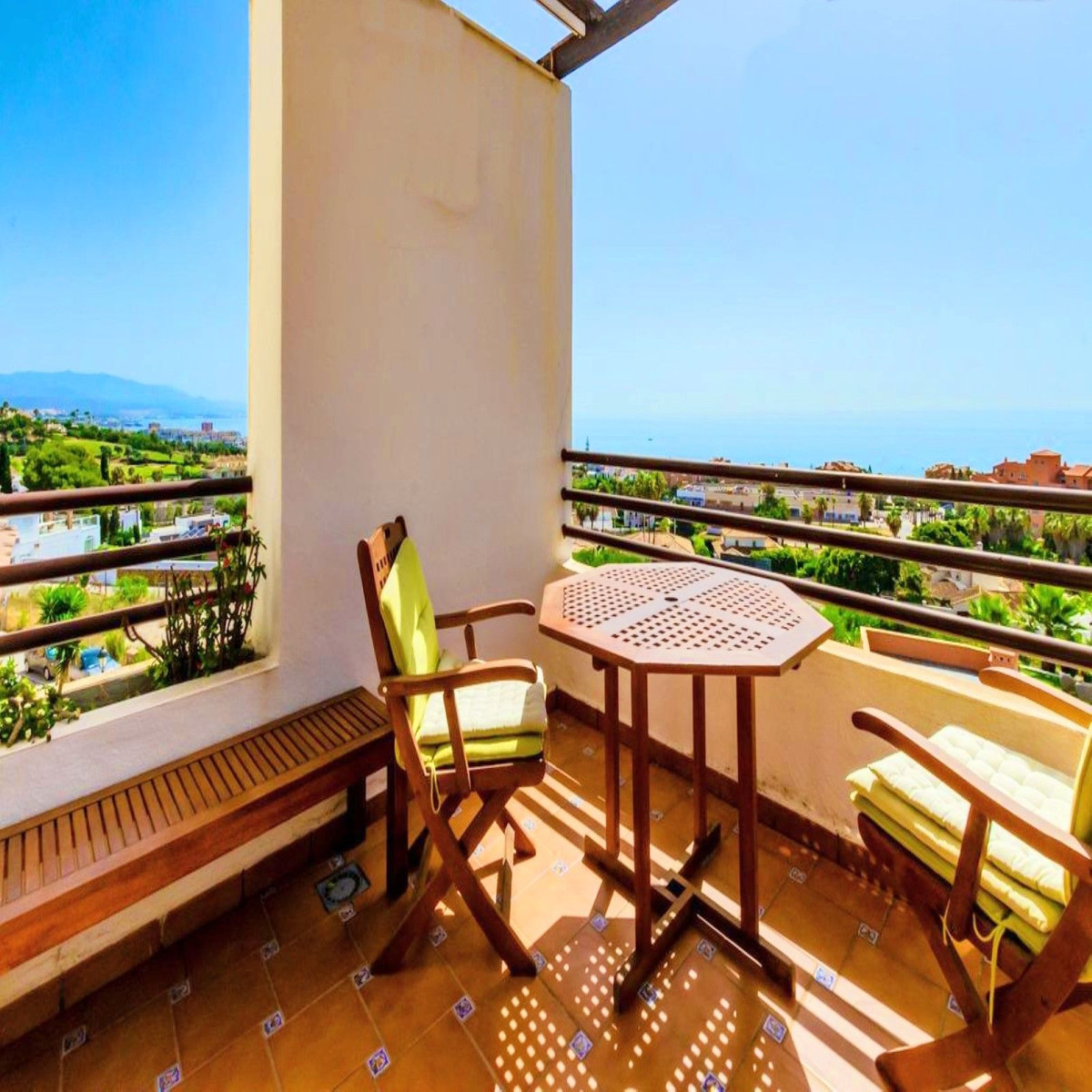 Penthouse te koop in La Duquesa | 2 slaapkamers H5119879
