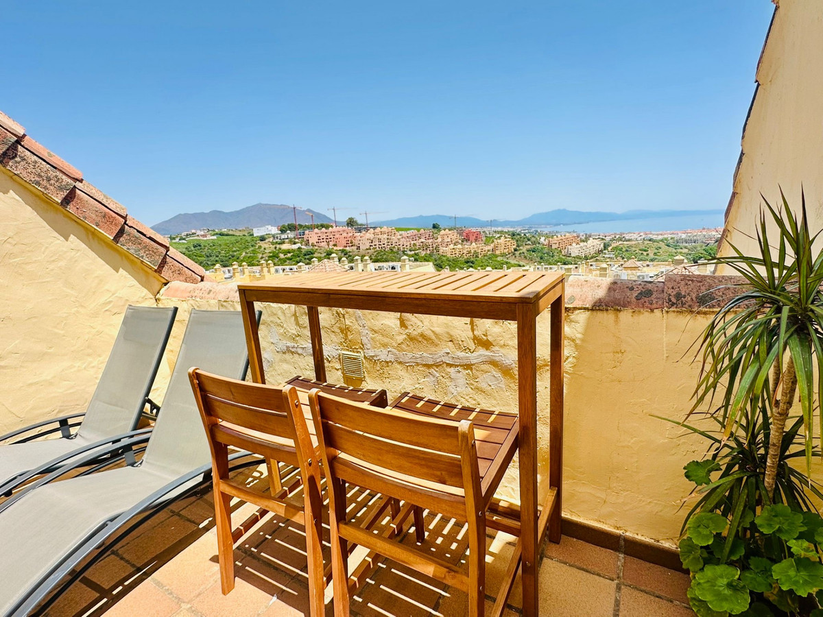 Penthouse te koop in La Duquesa | 2 slaapkamers H5121100
