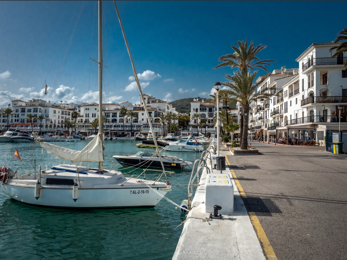 Penthouse te koop in La Duquesa | 2 slaapkamers H5121100