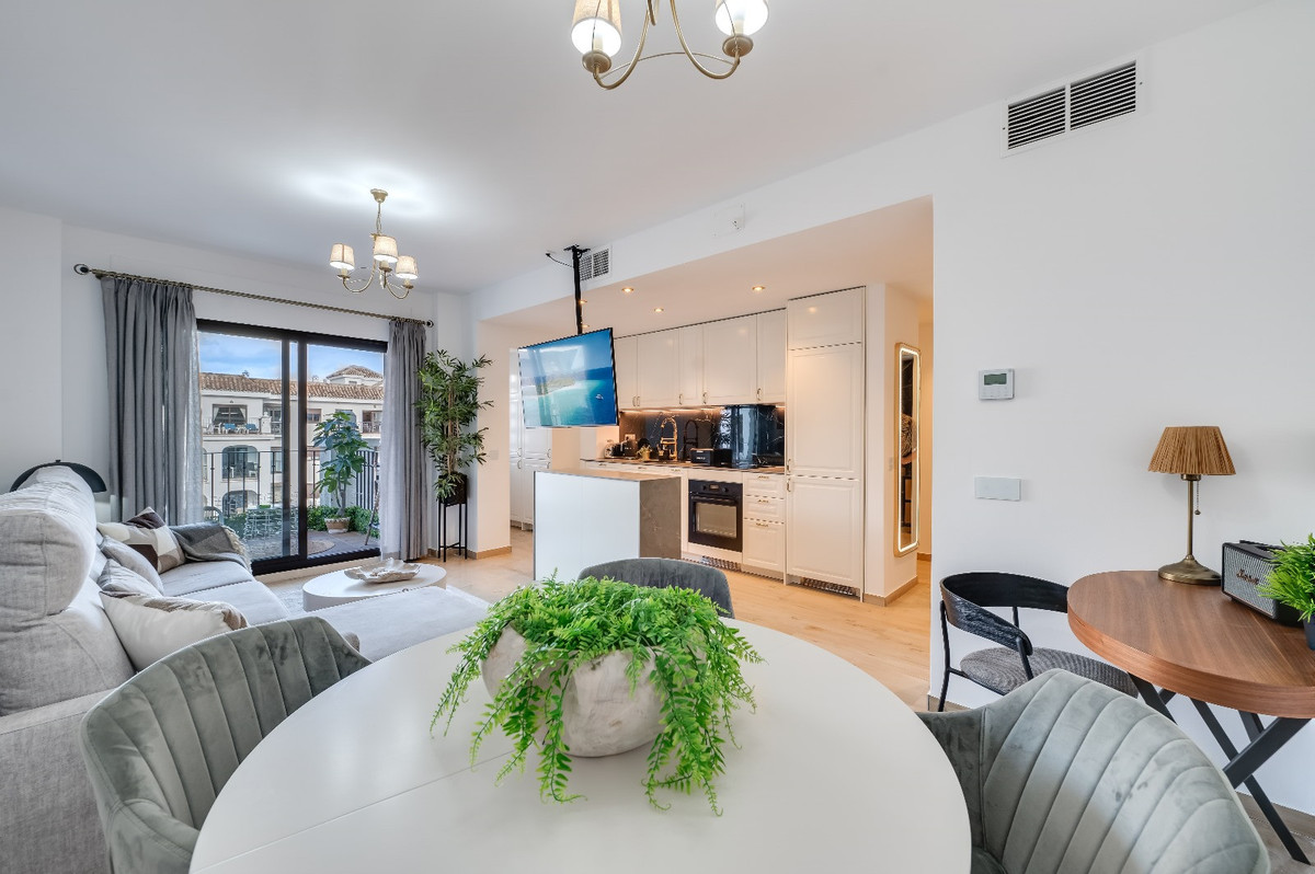 Appartement te koop in La Duquesa | 1 slaapkamers H5121538