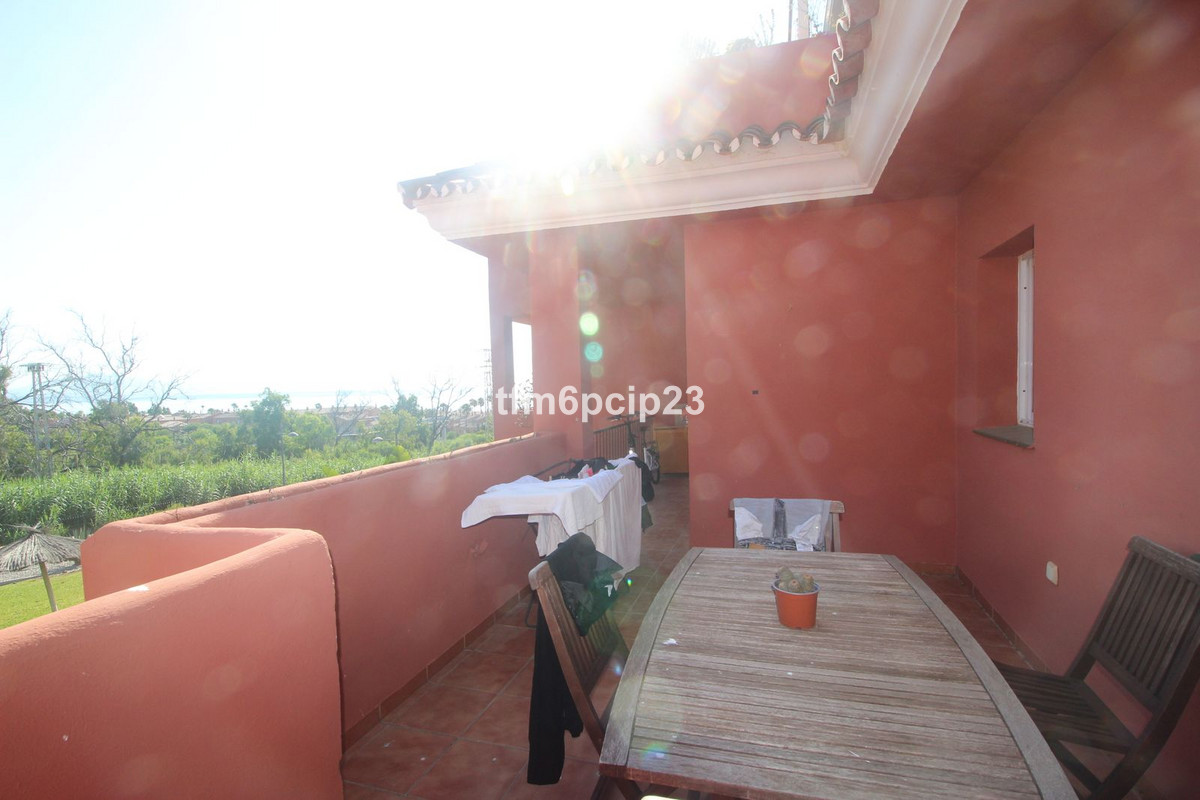 Appartement te koop in La Duquesa | 2 slaapkamers H5121976