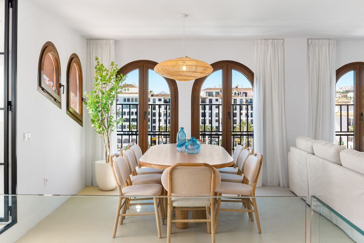 Appartement te koop in La Duquesa | 4 slaapkamers H5122141