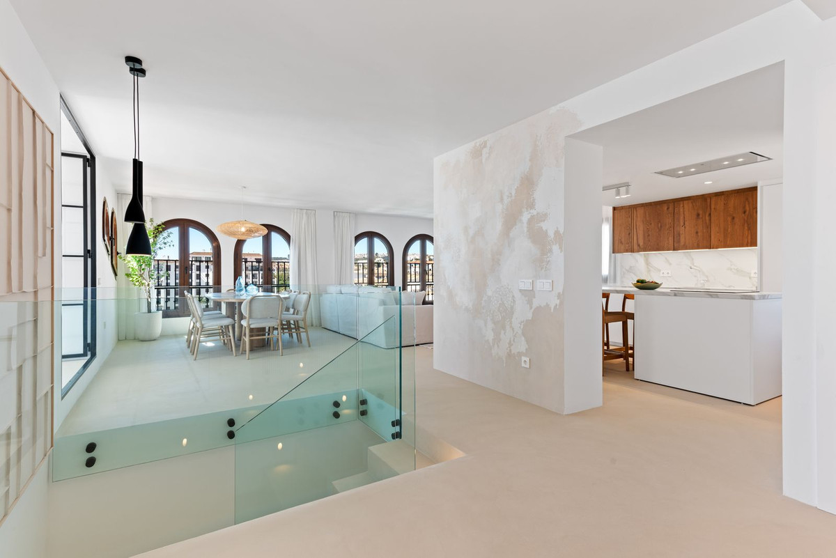 Appartement te koop in La Duquesa | 4 slaapkamers H5122141