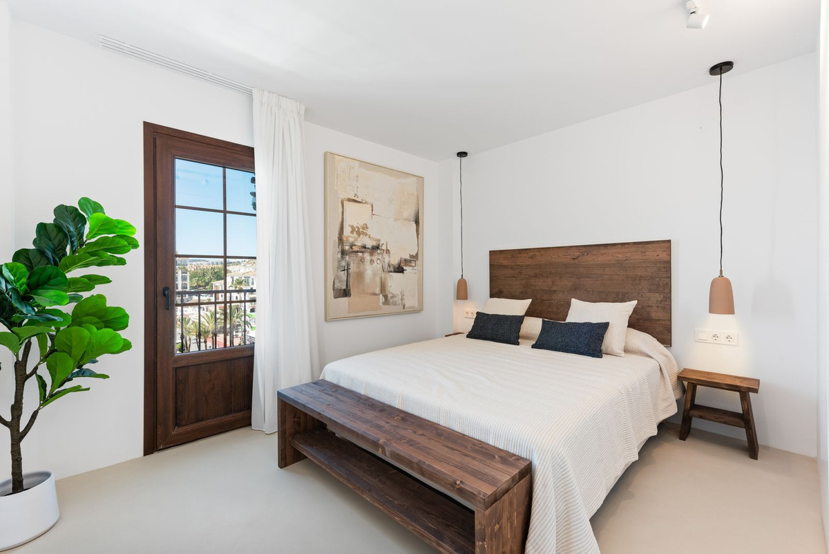 Appartement te koop in La Duquesa | 4 slaapkamers H5122141