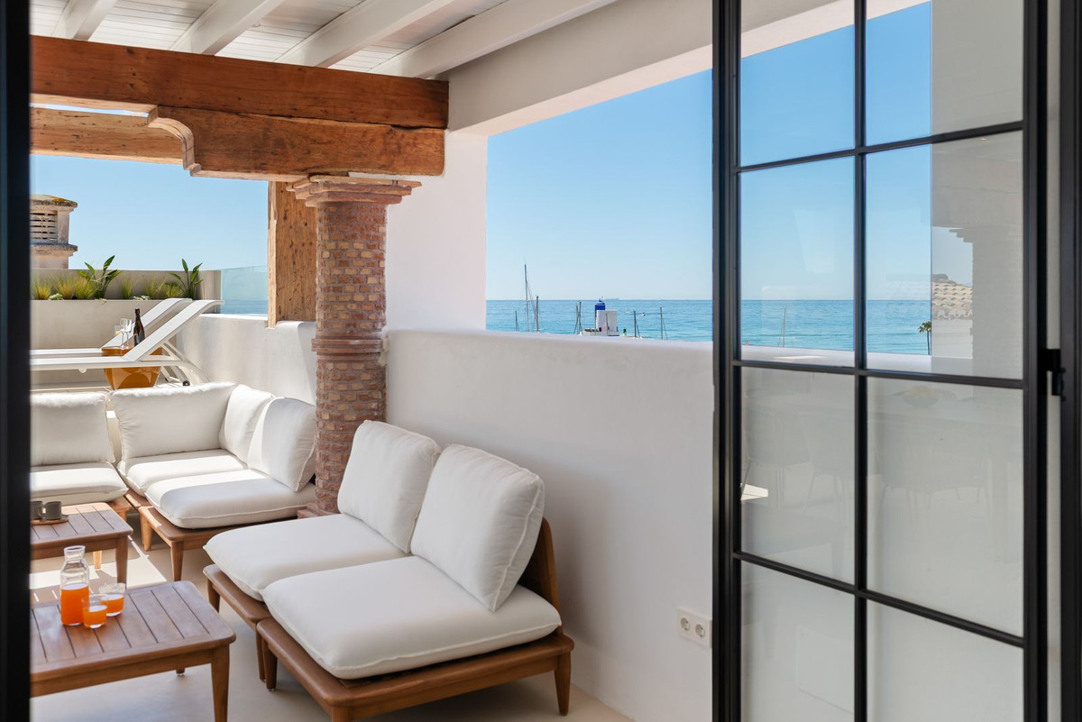 Appartement te koop in La Duquesa | 4 slaapkamers H5122141