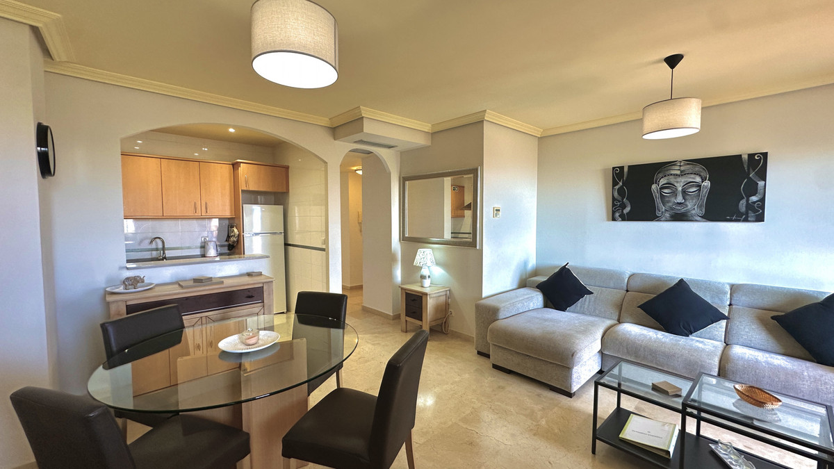 Apartment for sale in La Duquesa | 2 bedrooms H5123224