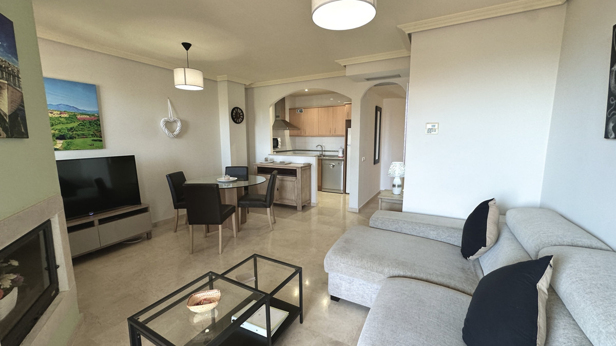 Apartment for sale in La Duquesa | 2 bedrooms H5123224