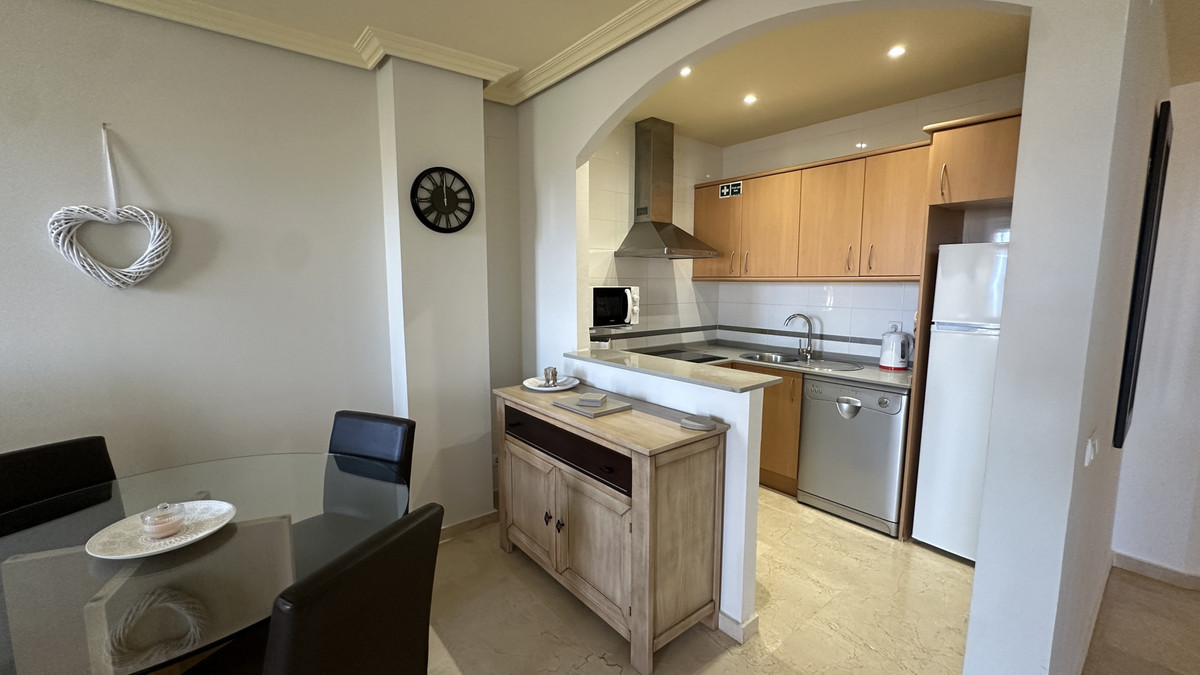 Apartment for sale in La Duquesa | 2 bedrooms H5123224