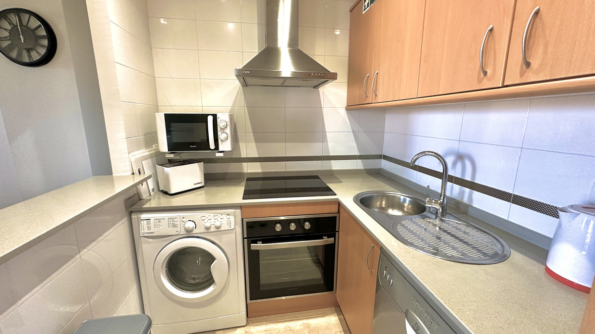 Apartment for sale in La Duquesa | 2 bedrooms H5123224