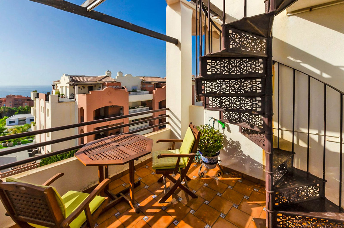 Appartement te koop in La Duquesa | 2 slaapkamers H5125858