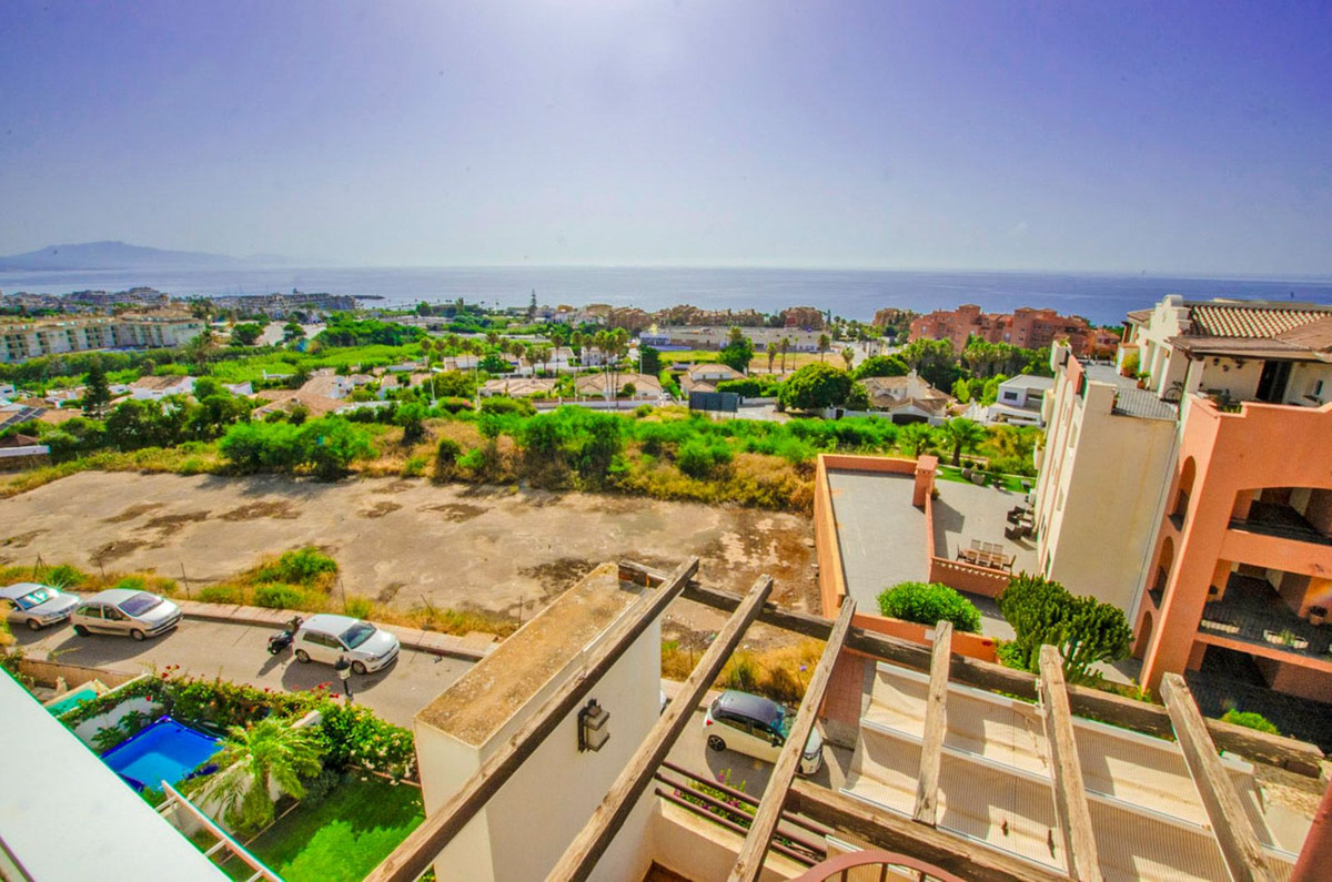 Appartement te koop in La Duquesa | 2 slaapkamers H5125858