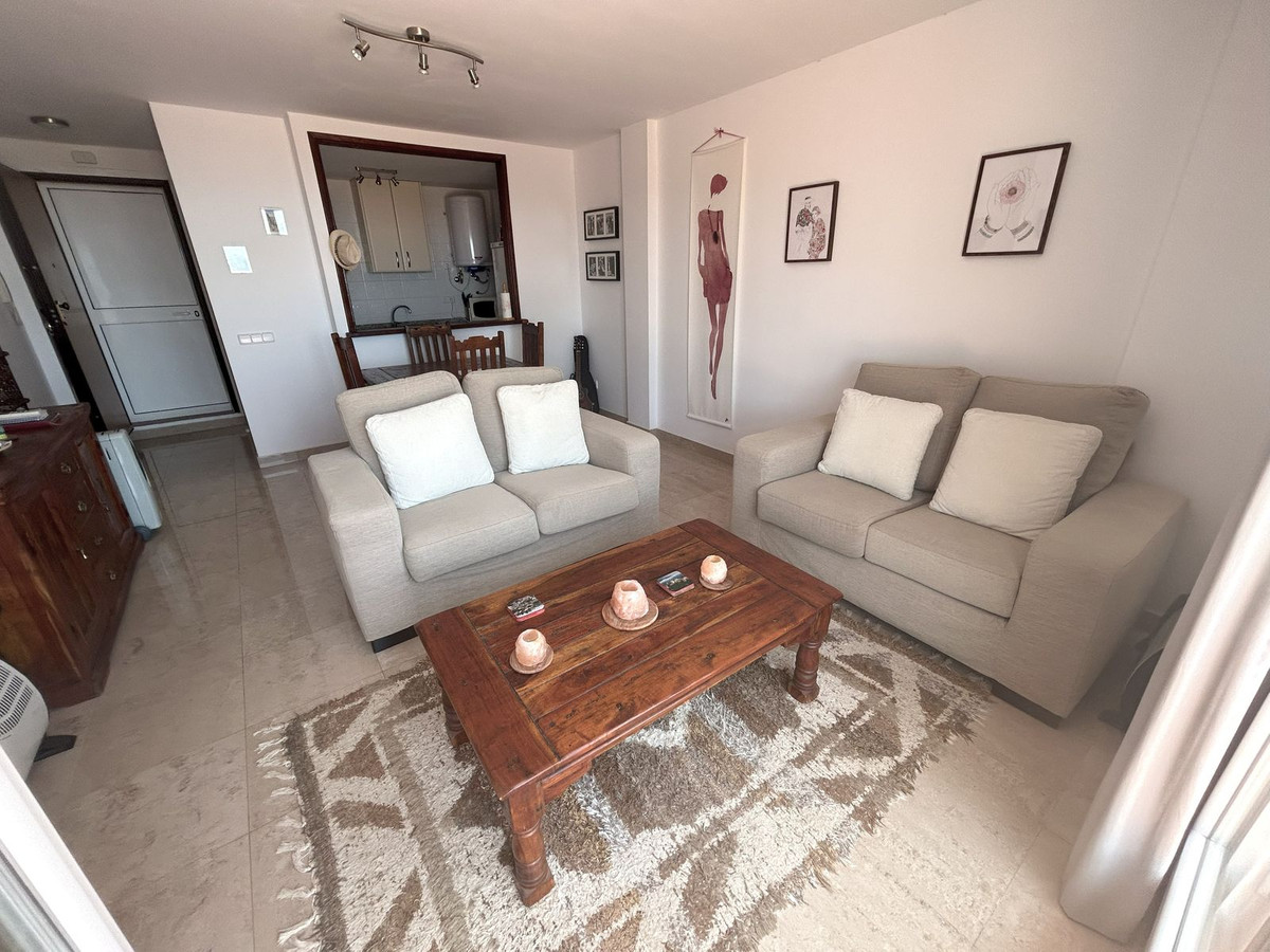 Apartment for sale in La Duquesa | 1 bedrooms H5125924