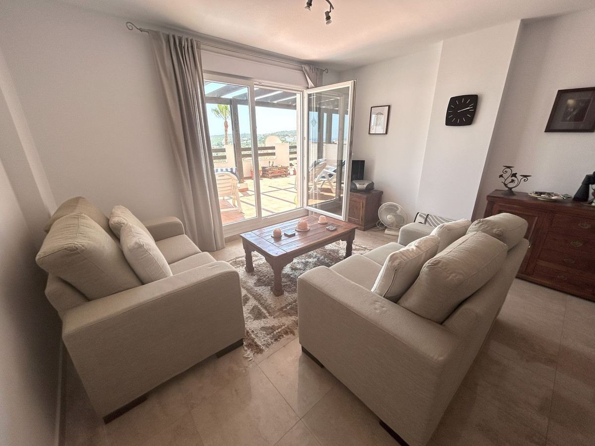 Apartment for sale in La Duquesa | 1 bedrooms H5125924