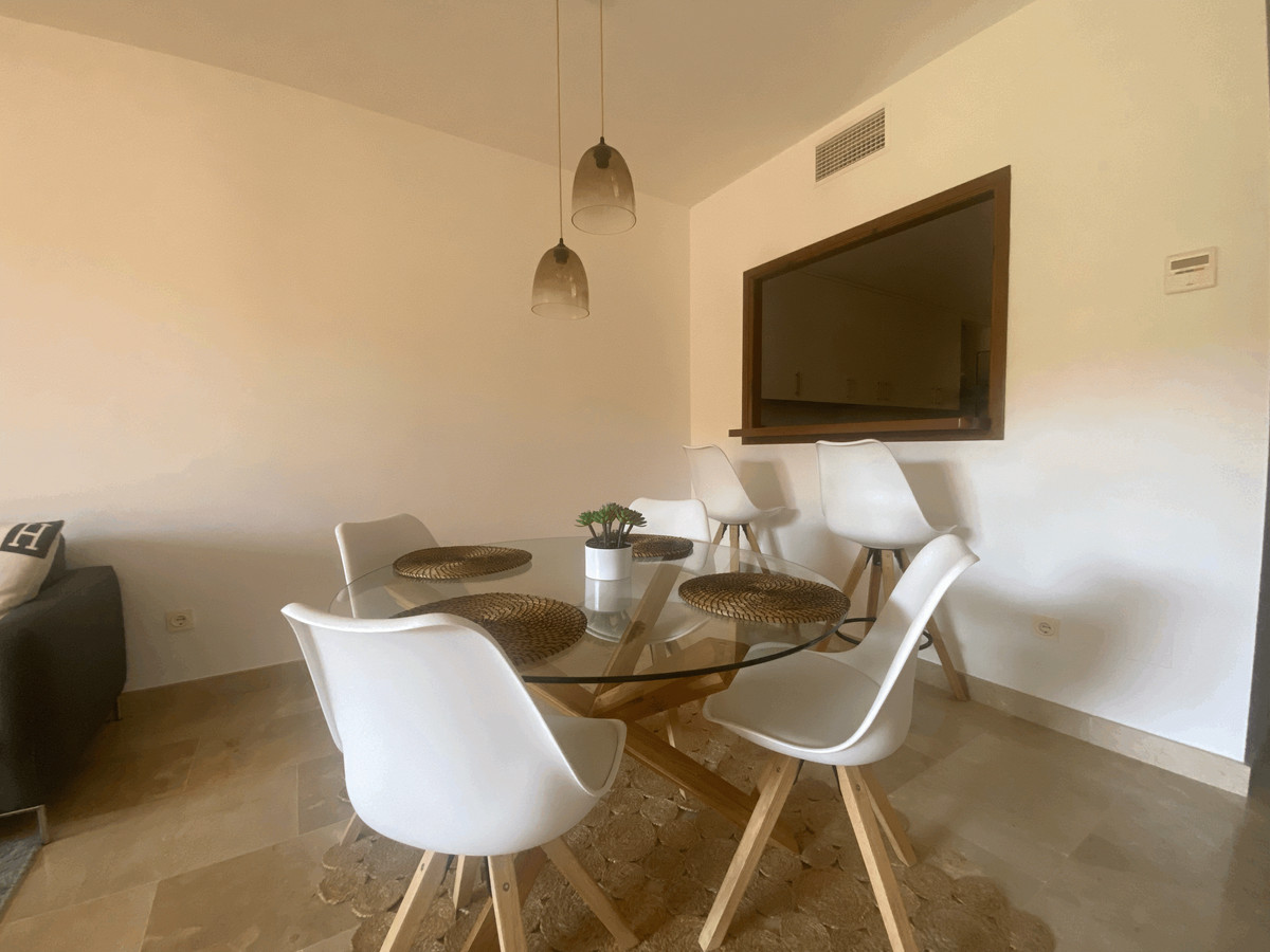 Apartment for sale in La Duquesa | 2 bedrooms H5126287