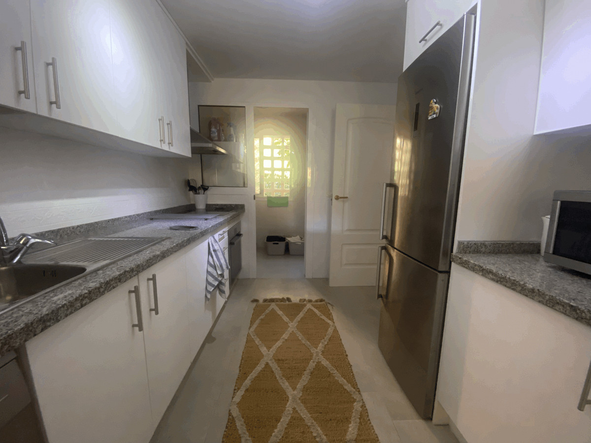 Apartment for sale in La Duquesa | 2 bedrooms H5126287