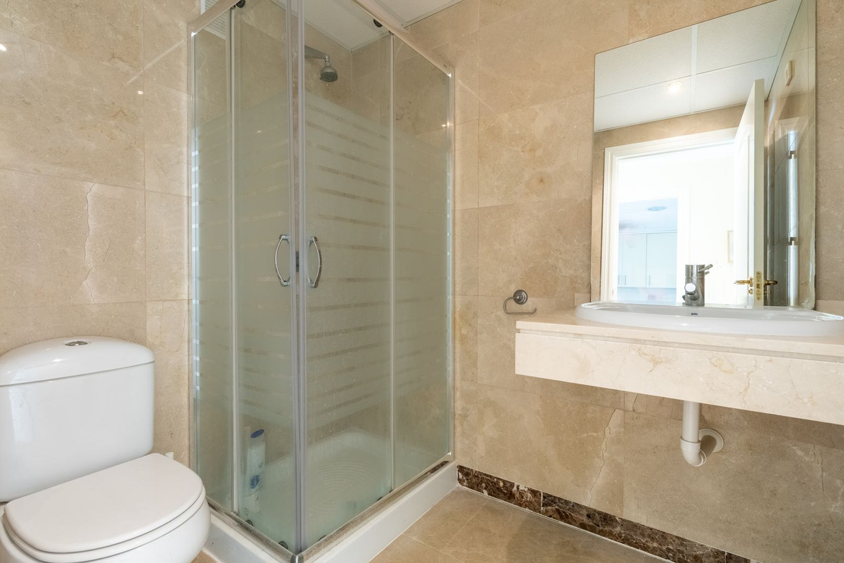 Appartement te koop in La Duquesa | 2 slaapkamers H5132410