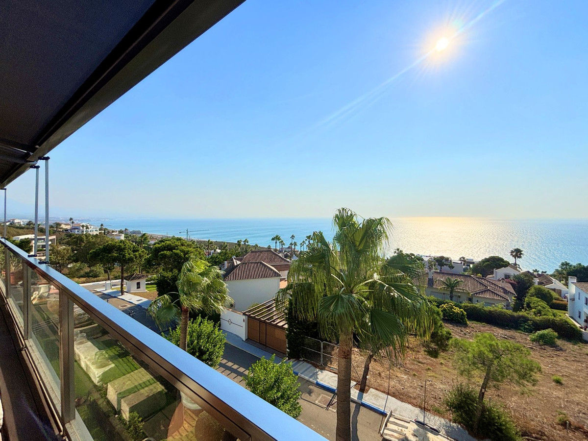 Penthouse te koop in La Duquesa | 3 slaapkamers H5134372