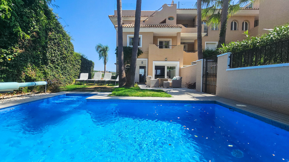 Huis te koop in La Duquesa | 4 slaapkamers H5135917