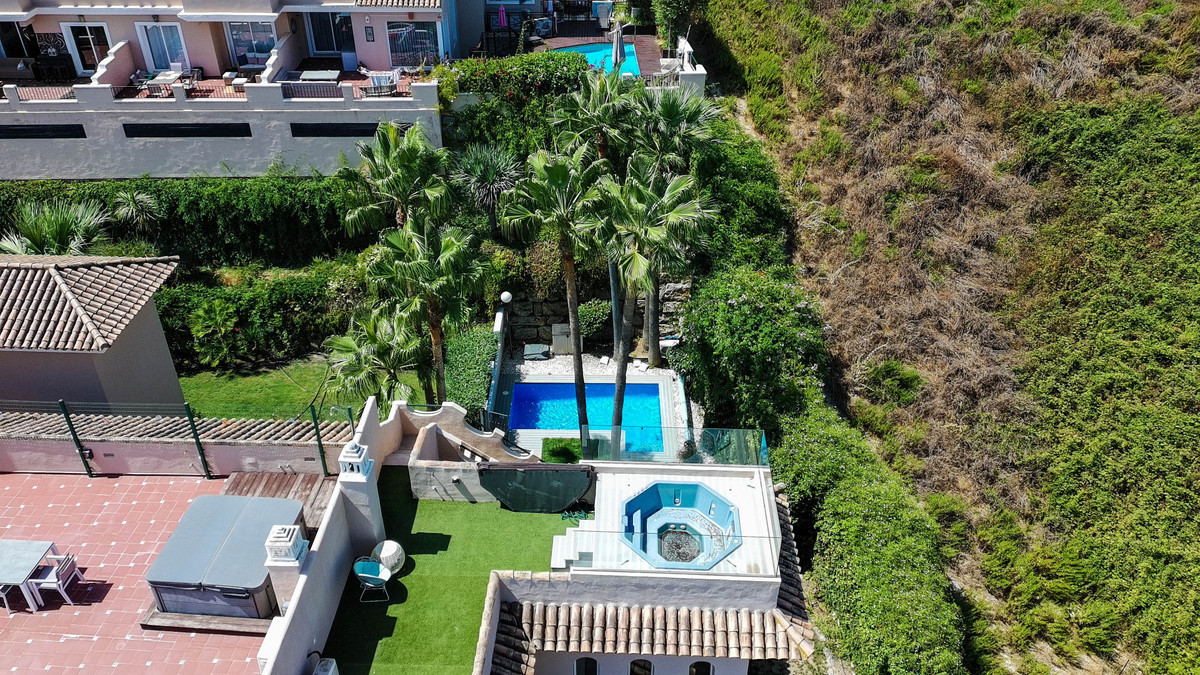 Huis te koop in La Duquesa | 4 slaapkamers H5135917