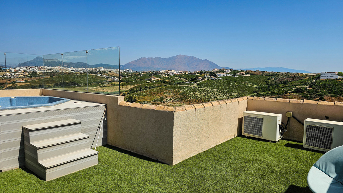 Huis te koop in La Duquesa | 4 slaapkamers H5135917