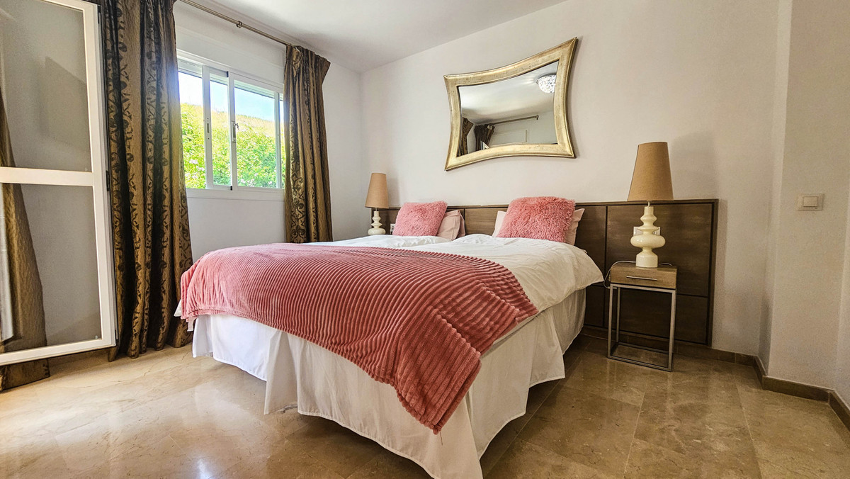 Huis te koop in La Duquesa | 4 slaapkamers H5135917
