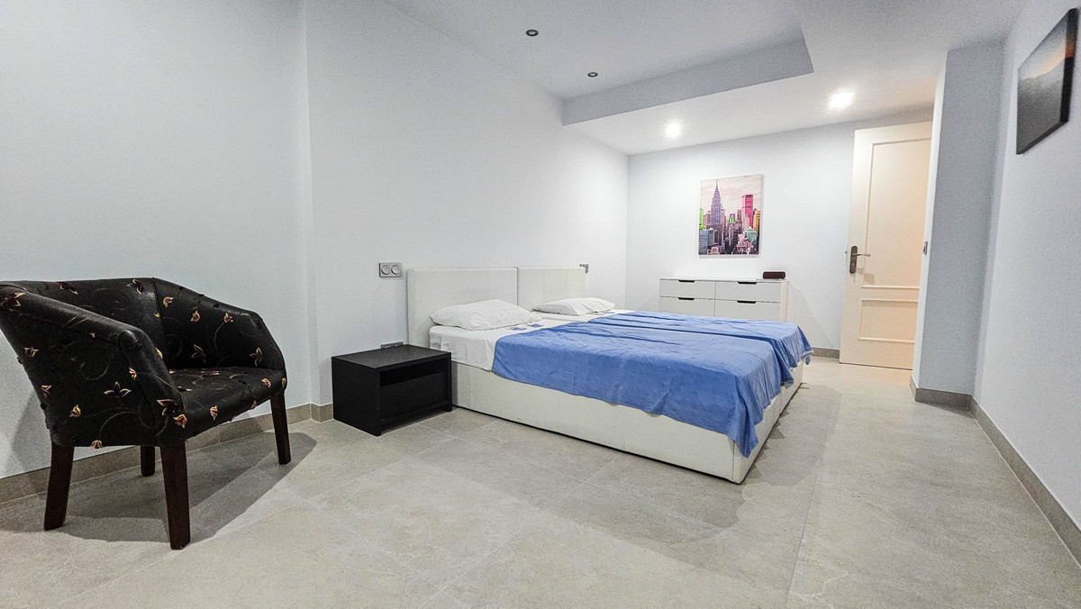 Huis te koop in La Duquesa | 4 slaapkamers H5135917